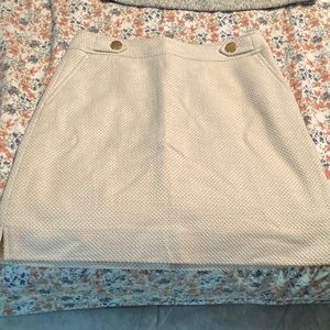 Ann Taylor off white size 6P skirt